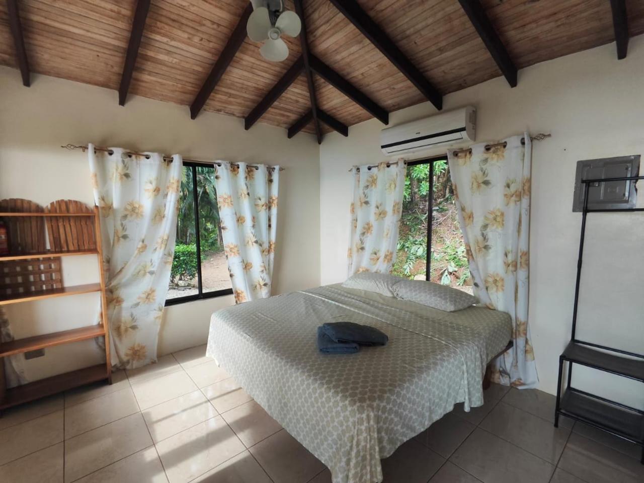 אוביטה Ballena Paraiso Lodge מראה חיצוני תמונה